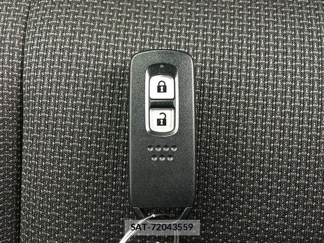 Honda N-VAN 2025-10 6546360-29