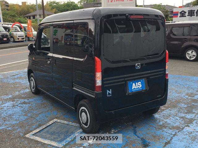 Honda N-VAN 2025-10 6546360-5