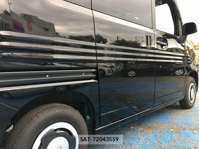 Honda N-VAN 2025-10 6546360-7