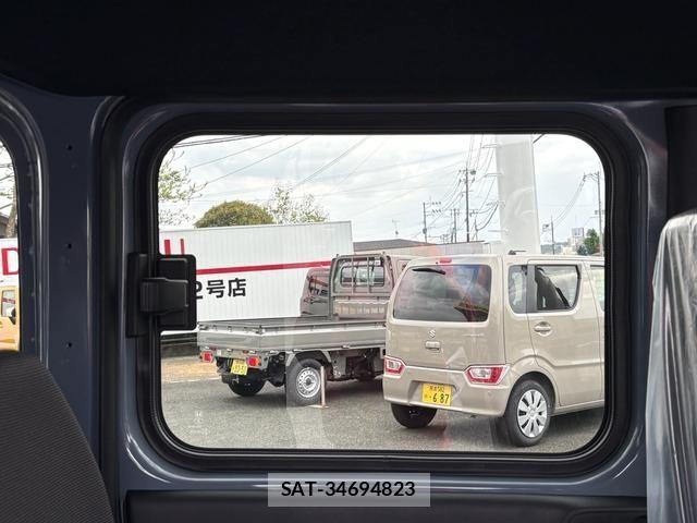 Honda N-VAN 2025-08 6613951-13