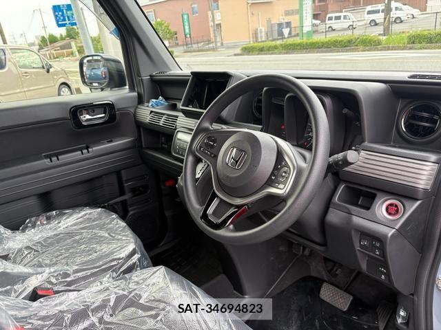 Honda N-VAN 2025-08 6613951-15