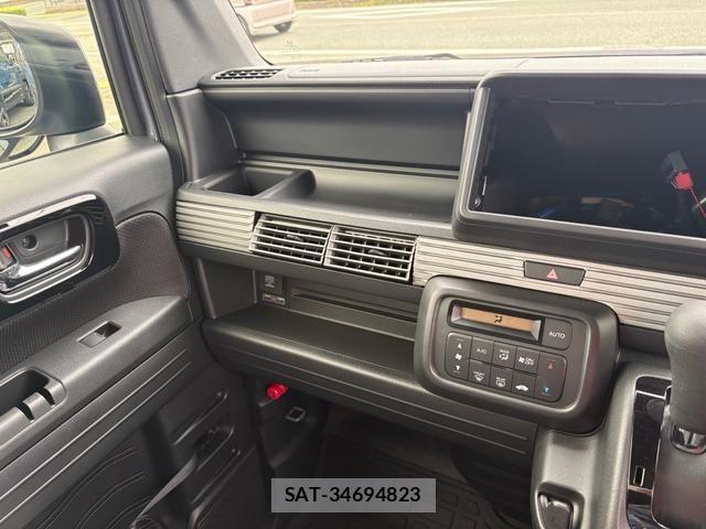 Honda N-VAN 2025-08 6613951-28