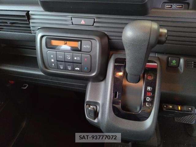 Honda N-VAN 2020-03 6642161-18