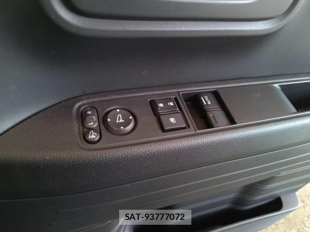 Honda N-VAN 2020-03 6642161-23