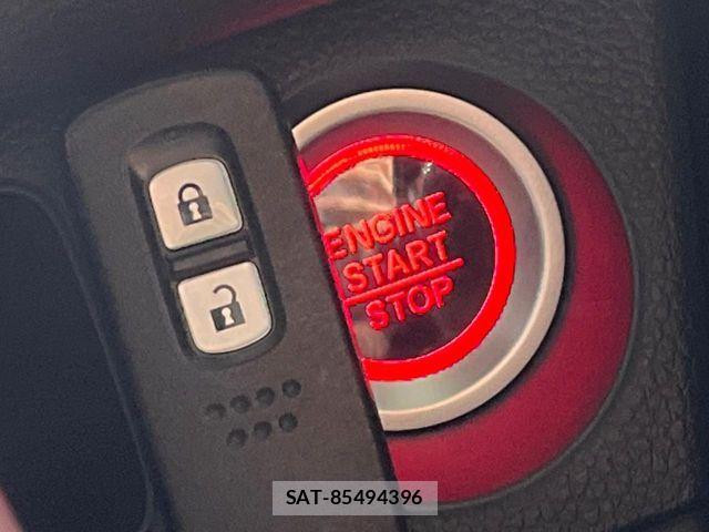 Honda N-VAN 2024-10 6816394-6