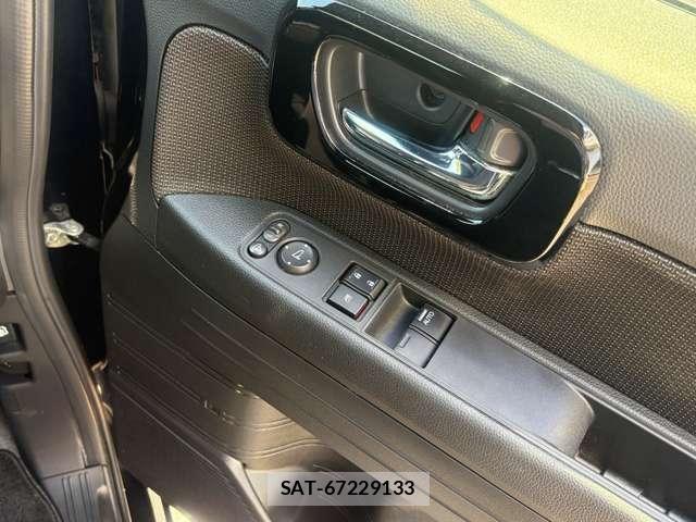 Honda N-VAN 2024-06 6910778-22
