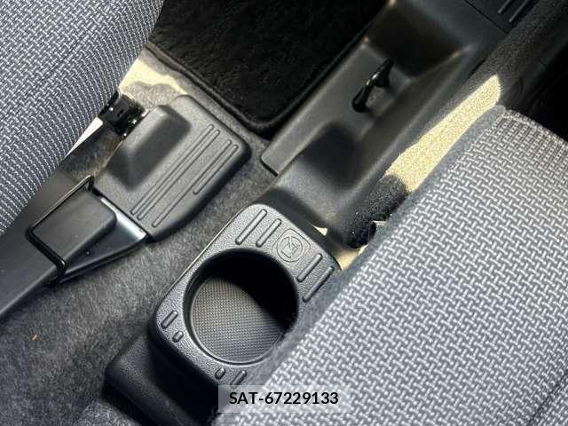 Honda N-VAN 2024-06 6910778-25