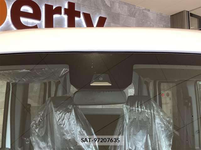 Honda N-VAN 2025-09 6910772-13