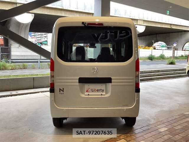 Honda N-VAN 2025-09 6910772-16