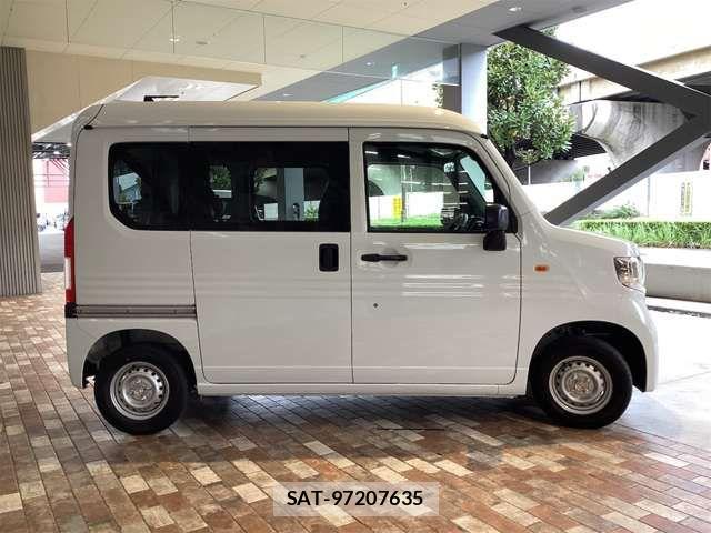 Honda N-VAN 2025-09 6910772-6