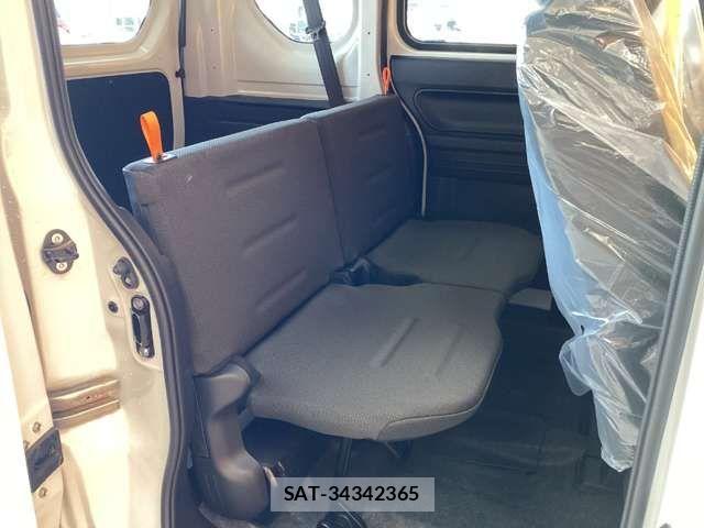 Honda N-VAN 2025-12 6910765-14