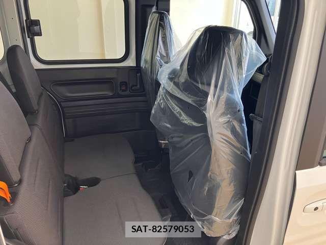 Honda N-VAN 2026-01 6910741-15