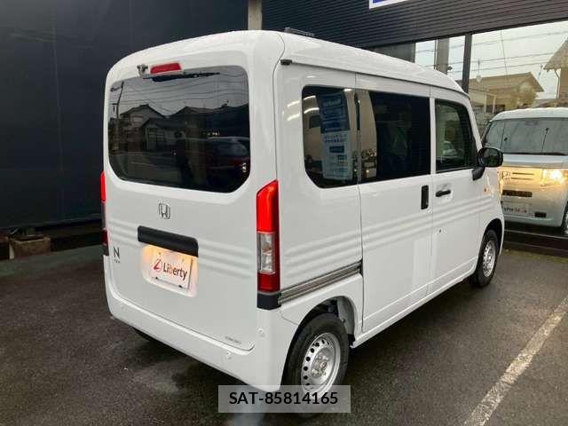 Honda N-VAN 2025-10 6910755-10