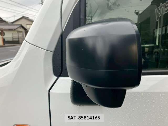 Honda N-VAN 2025-10 6910755-15