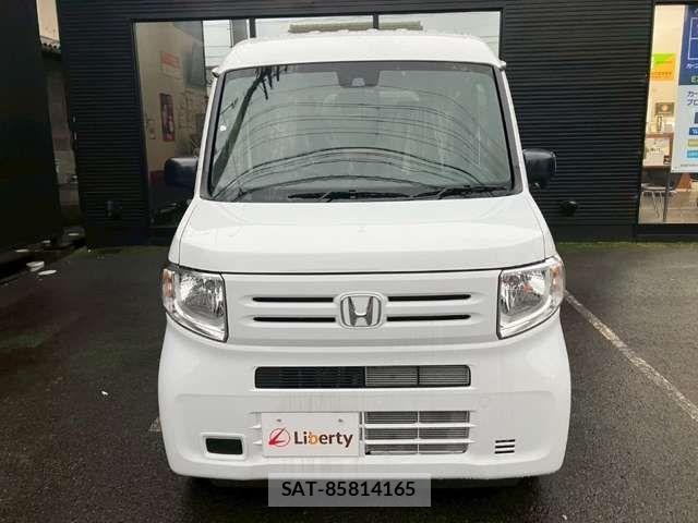 Honda N-VAN 2025-10 6910755-4