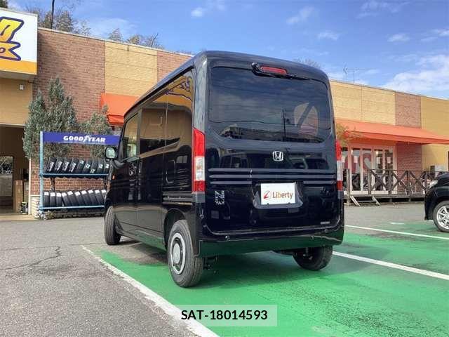 Honda N-VAN 2026-02 6910751-11