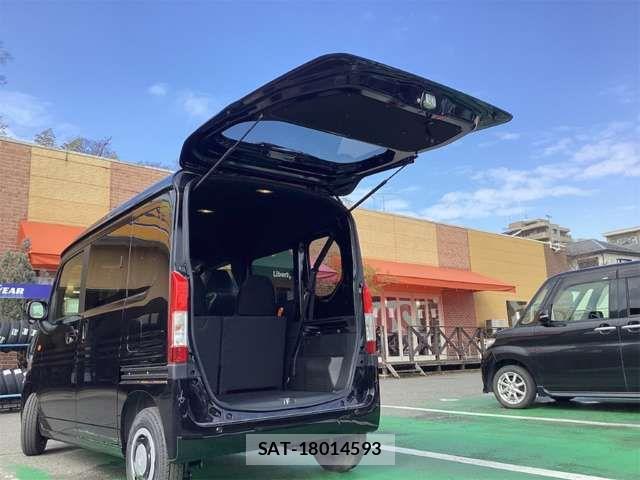 Honda N-VAN 2026-02 6910751-15