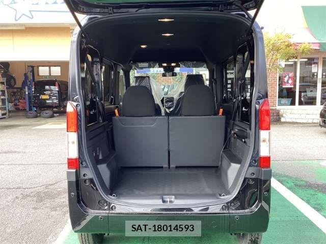 Honda N-VAN 2026-02 6910751-16