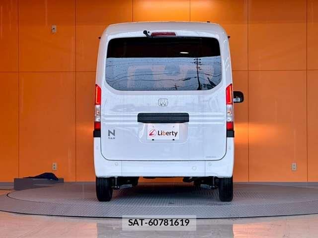 Honda N-VAN 2026-03 6910764-8