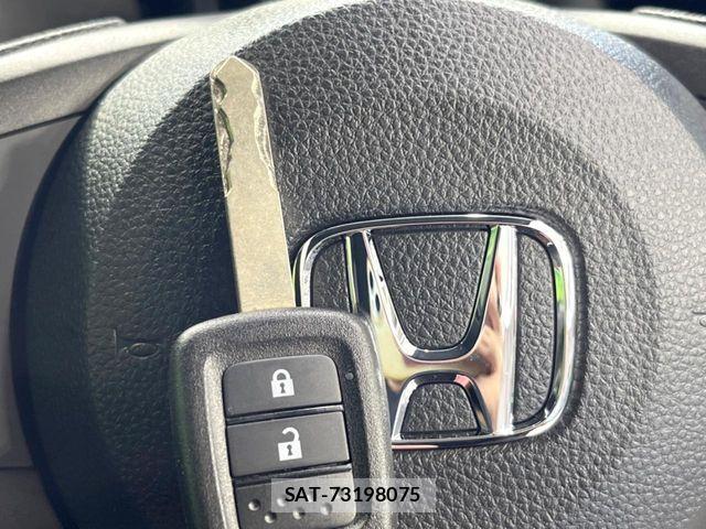 Honda N-VAN 2025-12 6910774-6