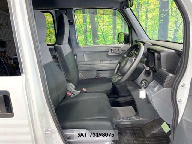 Honda N-VAN 2025-12 6910774-7