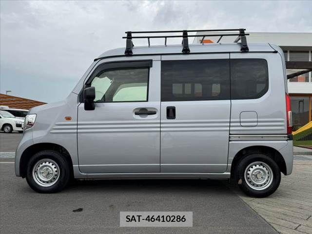 Honda N-VAN 2025-05 7021168-10