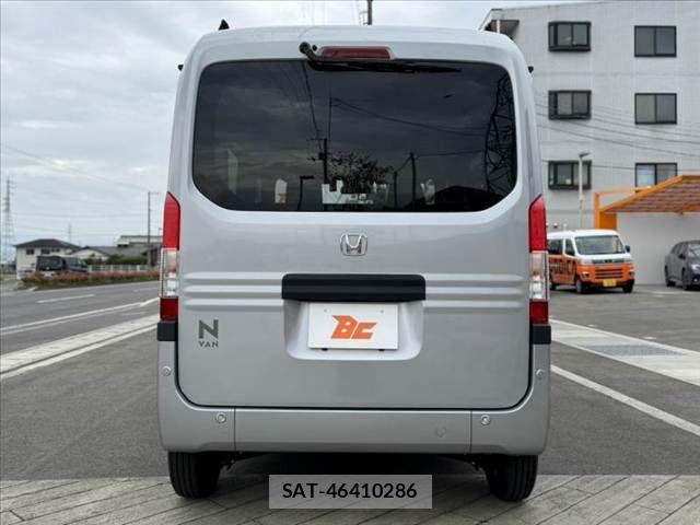 Honda N-VAN 2025-05 7021168-13
