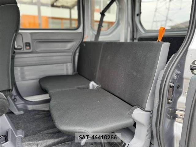 Honda N-VAN 2025-05 7021168-17