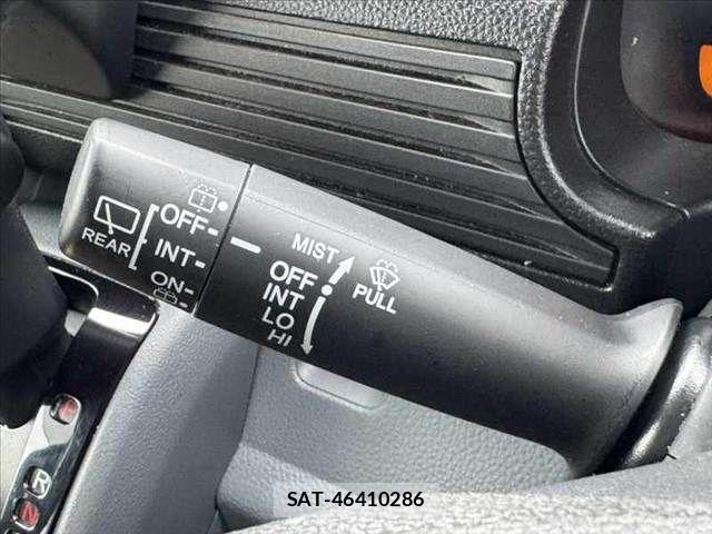 Honda N-VAN 2025-05 7021168-23