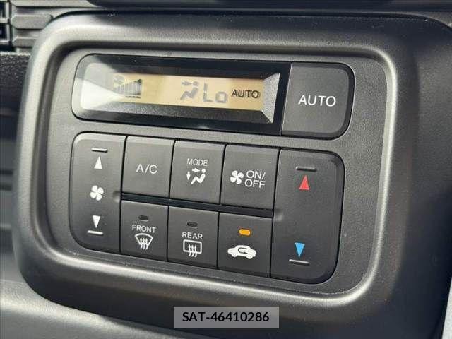 Honda N-VAN 2025-05 7021168-24