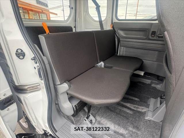 Honda N-VAN 2025-05 7223204-19