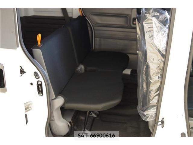 Honda N-VAN 2025-10 7223201-15