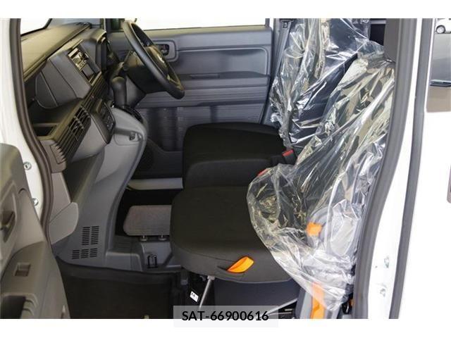 Honda N-VAN 2025-10 7223201-21