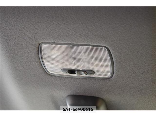 Honda N-VAN 2025-10 7223201-28