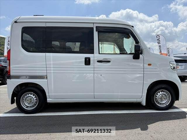 Honda N-VAN 2022-06 7223196-11