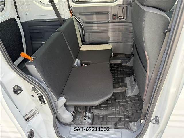 Honda N-VAN 2022-06 7223196-17