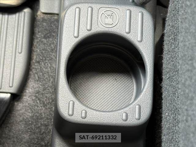 Honda N-VAN 2022-06 7223196-26