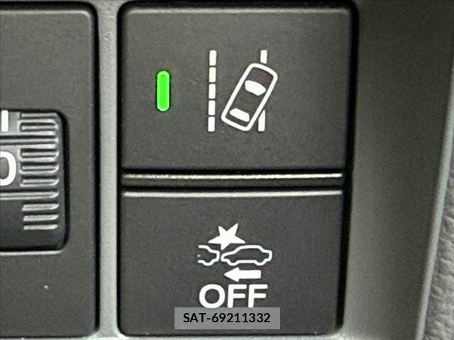 Honda N-VAN 2022-06 7223196-5