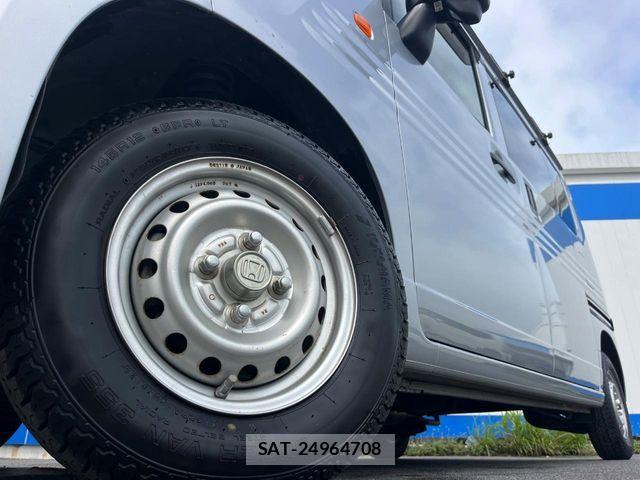 Honda N-VAN 2018-09 7251823-12