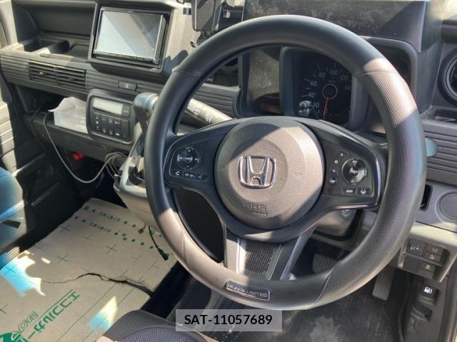 Honda N-VAN 2018-12 7251821-9