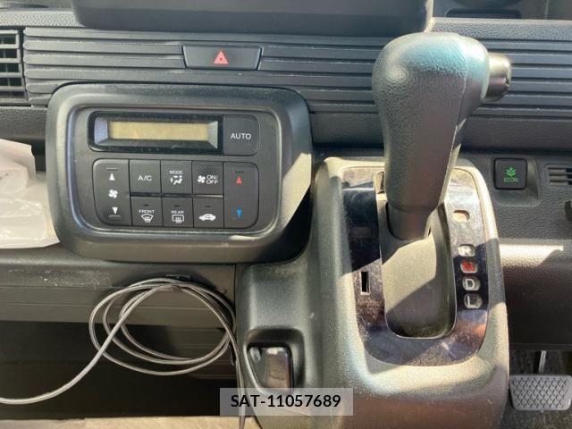Honda N-VAN 2018-12 7251821-12