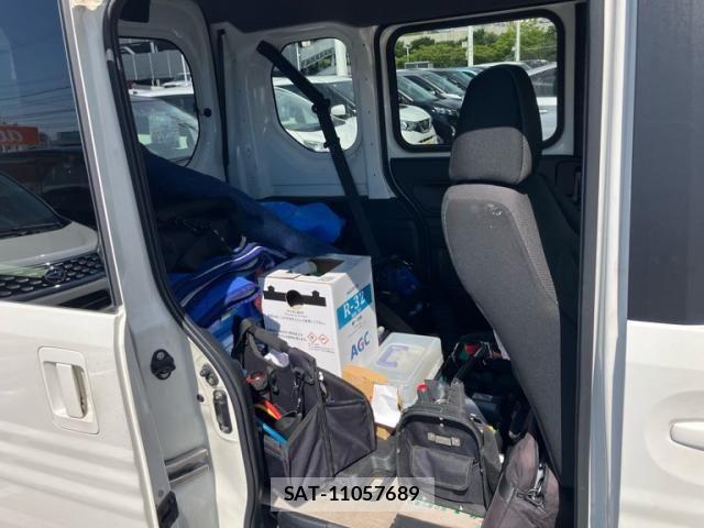 Honda N-VAN 2018-12 7251821-8
