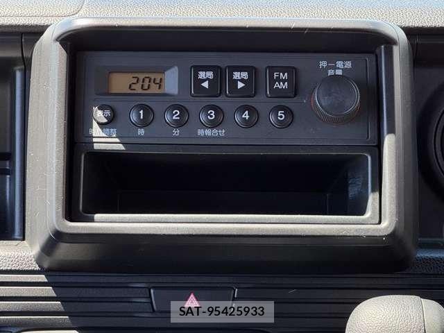 Honda N-VAN 2020-04 7272619-23