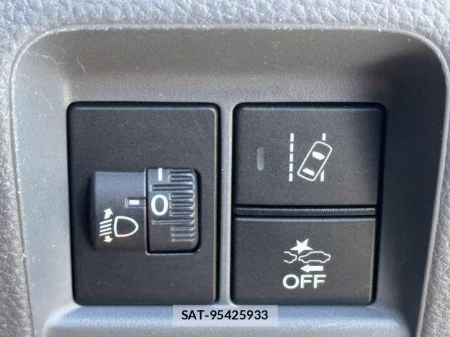 Honda N-VAN 2020-04 7272619-25