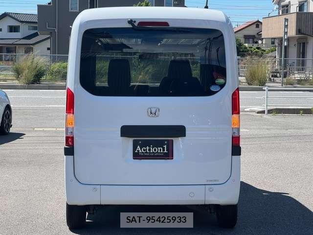 Honda N-VAN 2020-04 7272619-4