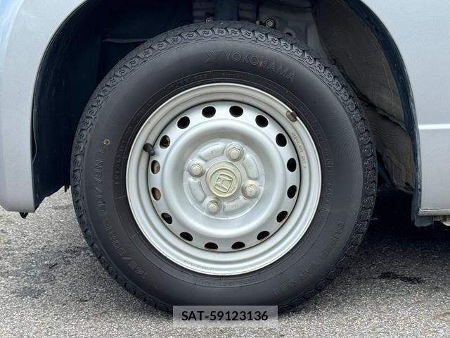 Honda N-VAN 2021-04 7272621-9