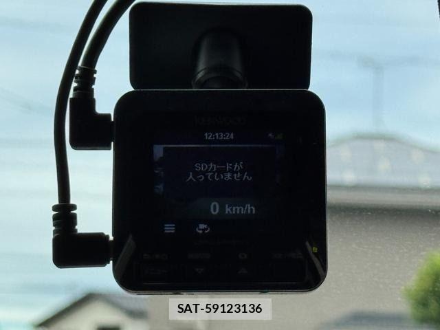 Honda N-VAN 2021-04 7272621-28