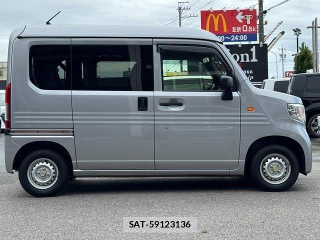 Honda N-VAN 2021-04 7272621-7