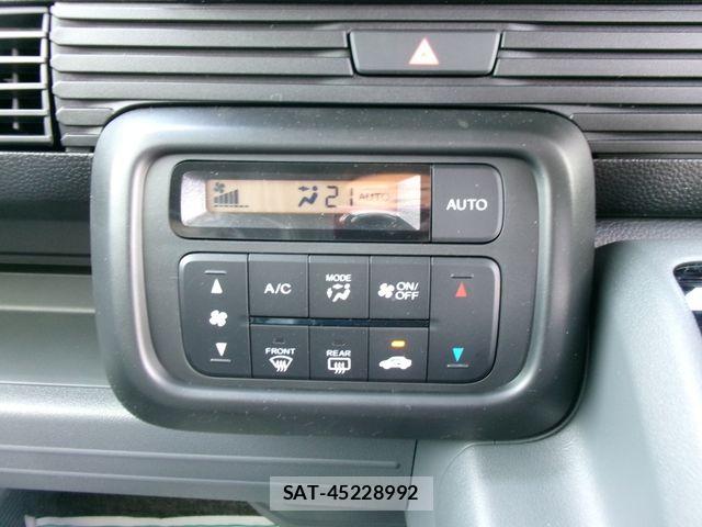 Honda N-VAN 2026-05 7329108-18