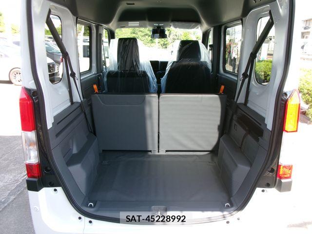 Honda N-VAN 2026-05 7329108-25